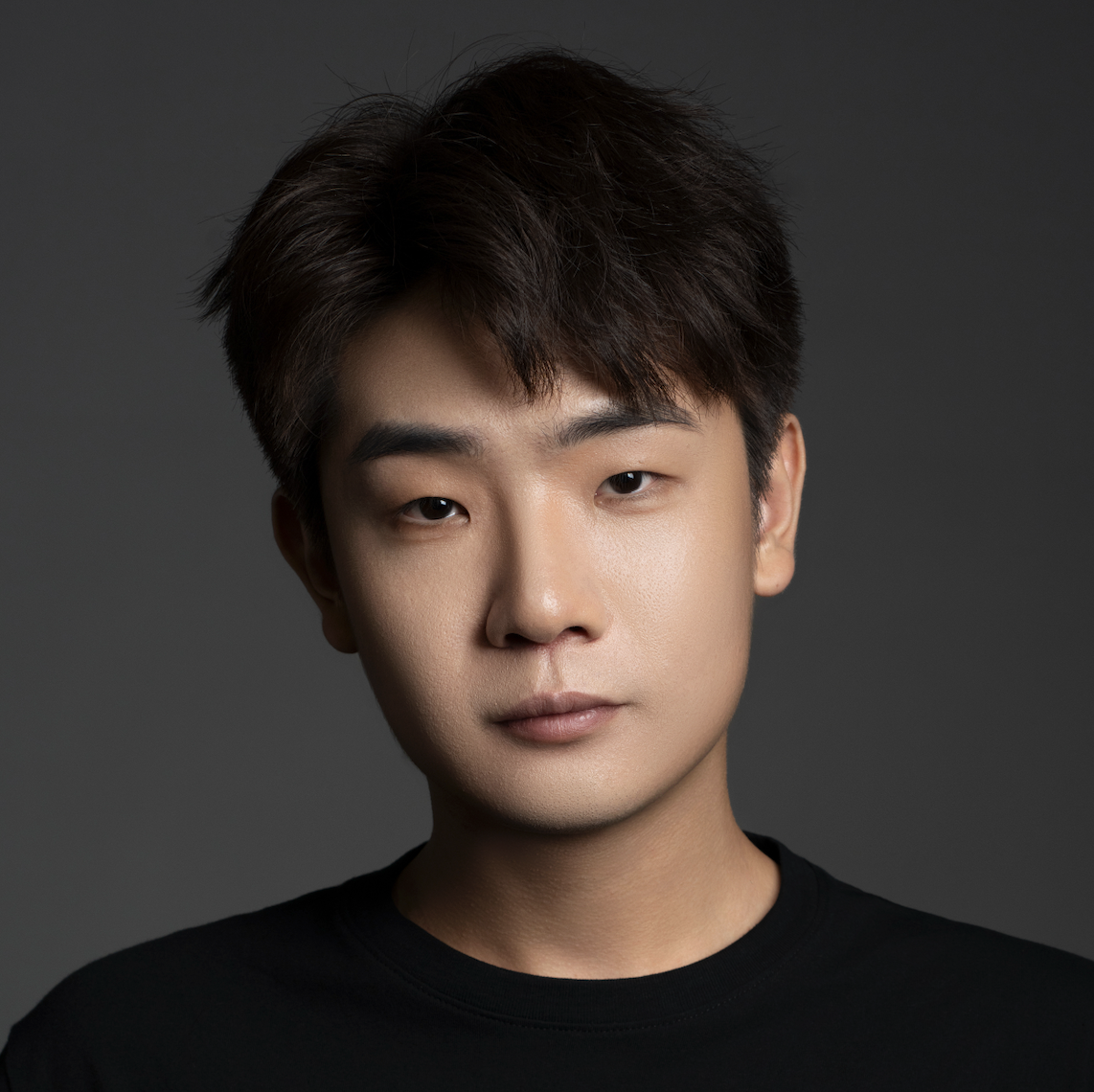 Portrait of Yixiao Chen
